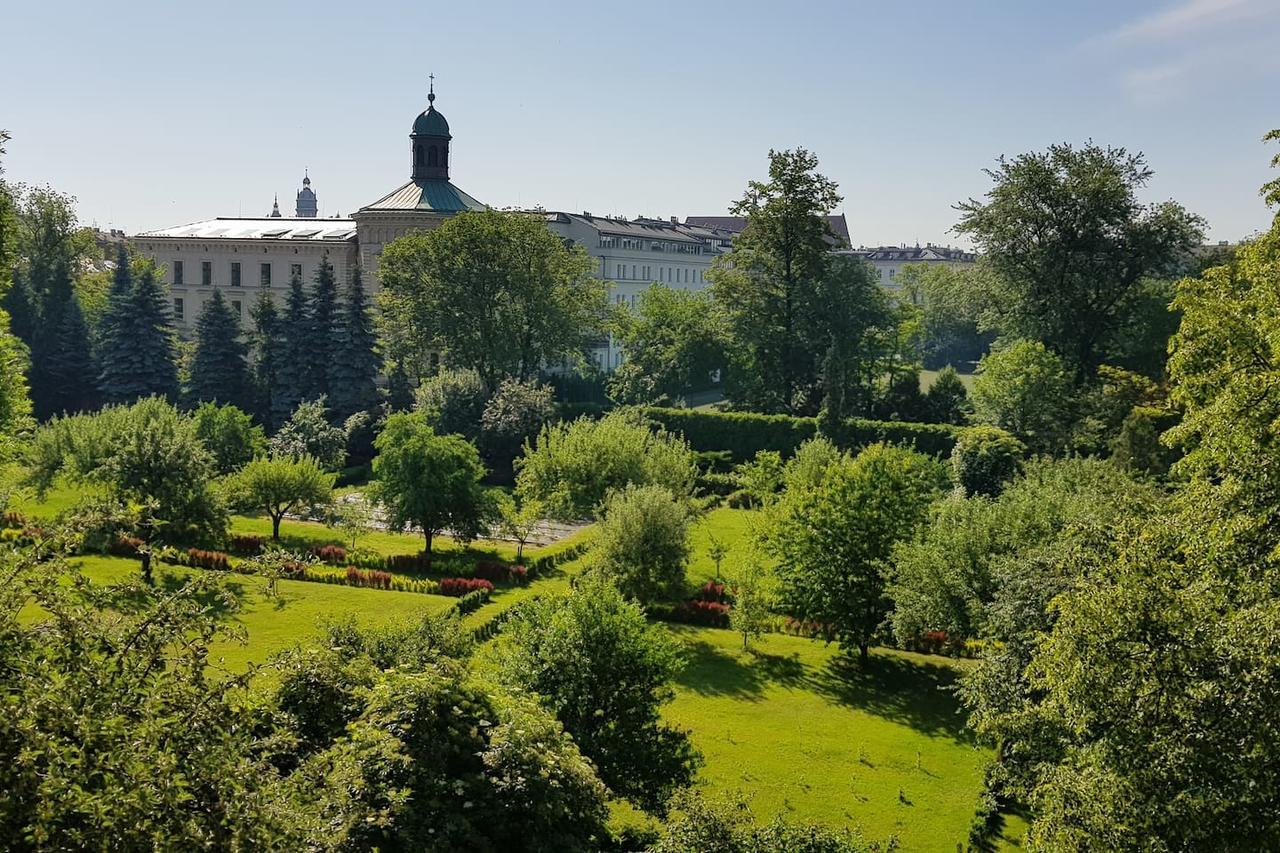 Castle Apartment Krasków Εξωτερικό φωτογραφία